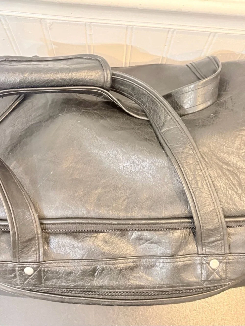 RARE Disney Vacation club Cruise Team Leather Duffle crossbody Bag HTF 90s